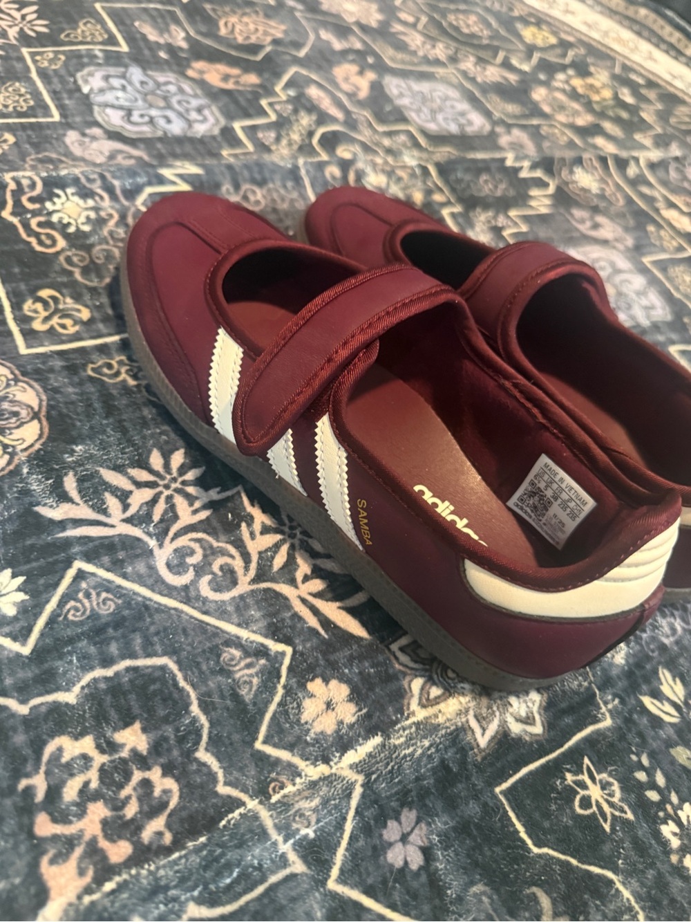 adidas Burgundy samba Jane’s - Picture 3 of 4